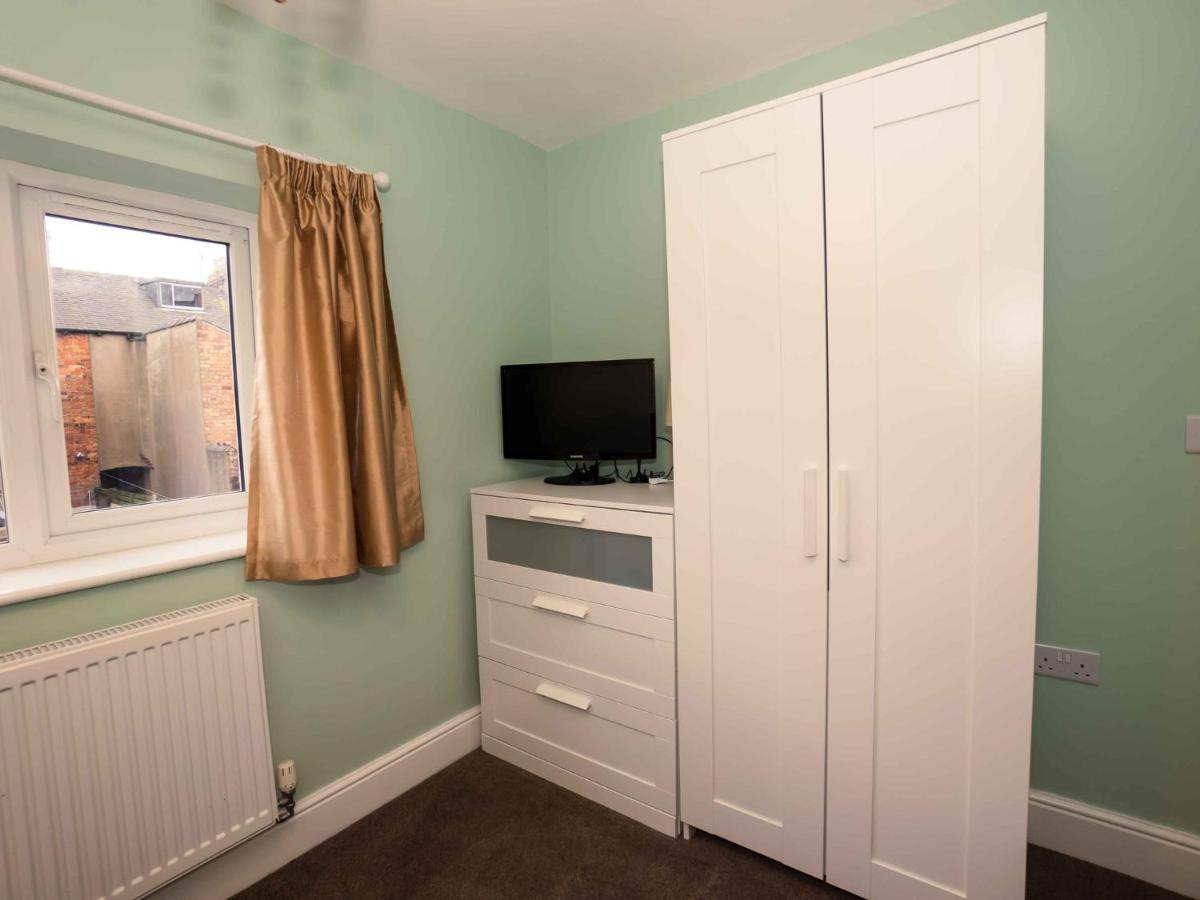 Pass The Keys Newly Renovated 2 Bedroom Apartment And Free Parking Scarborough Exteriér fotografie